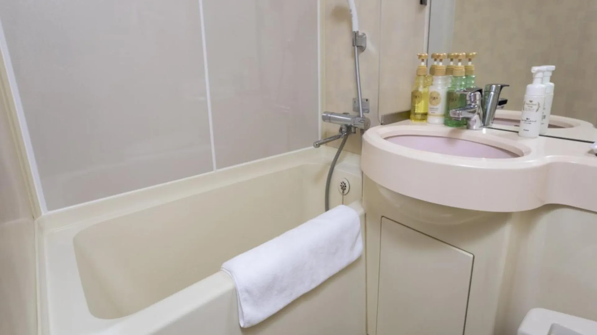 Business Inn Norte Nakajima Park - Vacation Stay 08748V Sapporo